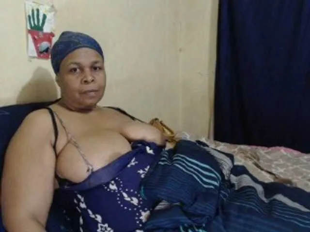 Live sex webcam photo for Mydreamgirrl #276156322