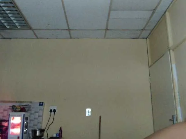 Live sex webcam photo for Mydreamgirrl #290816897