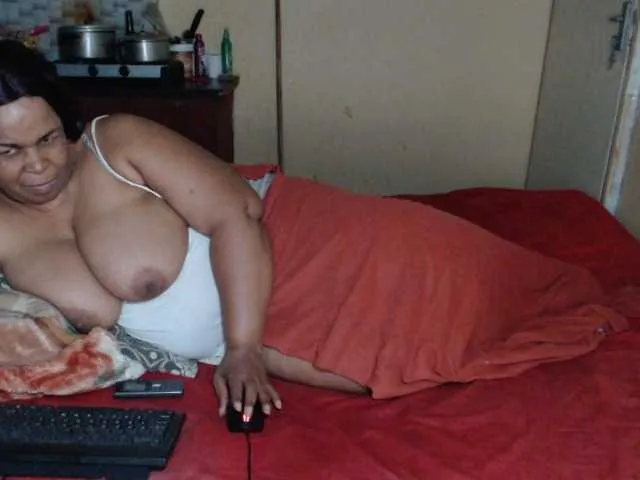 Live sex webcam photo for Mydreamgirrl #292318152