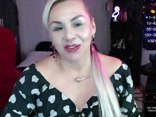 Live sex webcam photo for Myrnasexxx #288019900