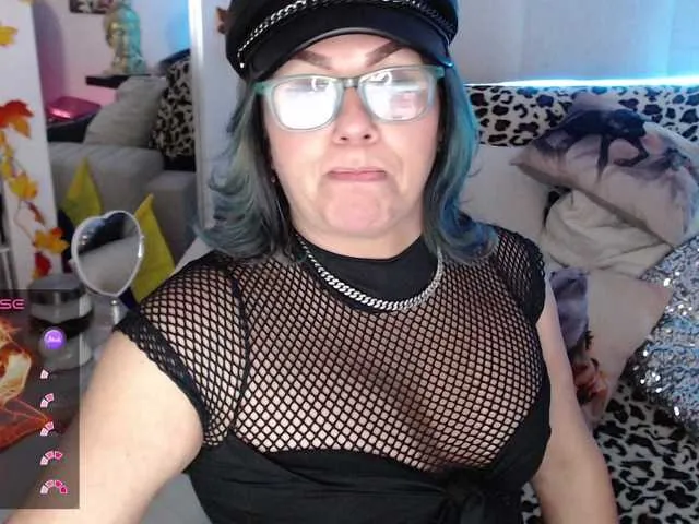 Live sex webcam photo for Myrnasexxx #291047181