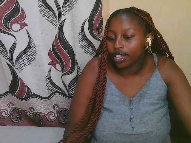 Live sex webcam photo for Myst-1 #291813824