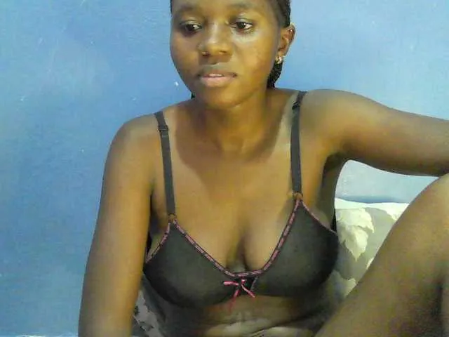 Live sex webcam photo for Mystiq-Ella #293585891