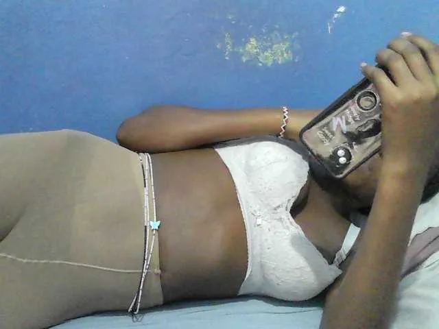 Live sex webcam photo for Mystiq-Ella #293628580