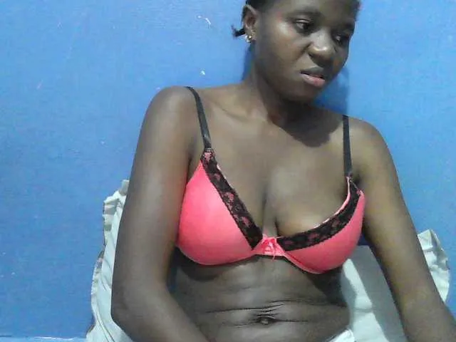 Live sex webcam photo for Mystiq-Ella #293695254