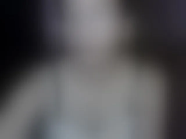 Live sex webcam photo for MystiqueMiss #293780292