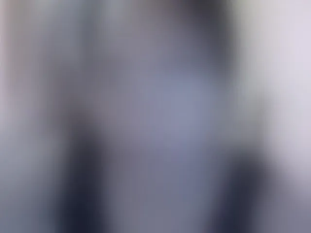 Live sex webcam photo for MystiqueMiss #294019802
