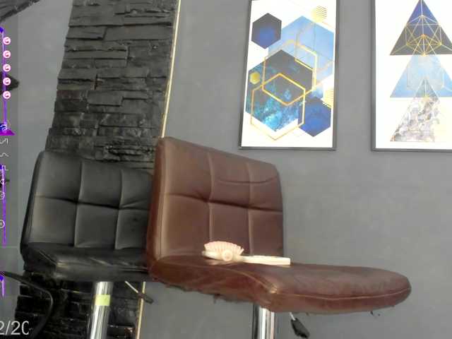 Live sex webcam photo for MystiqueTs #290571635