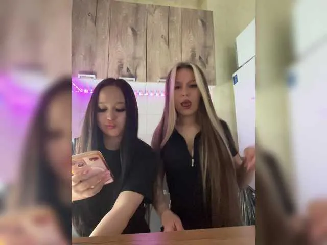 Live sex webcam photo for MyyyFacts #291067483