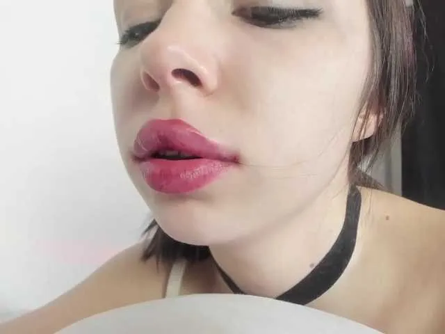Live sex webcam photo for Mzxhhh #276590405