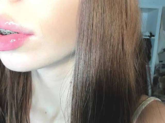 Live sex webcam photo for Mzxhhh #290286993