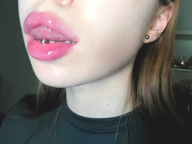Live sex webcam photo for Mzxhhh #290524691