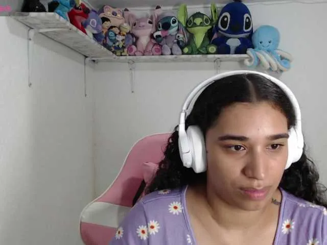 Live sex webcam photo for NABILA16 #290694506