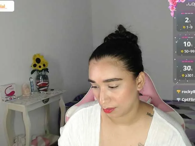 Live sex webcam photo for NABILA16 #291625837