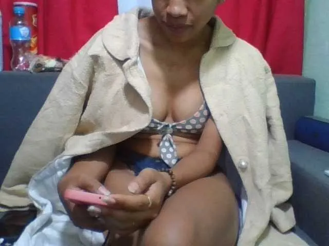 Live sex webcam photo for NADIAH #293862849