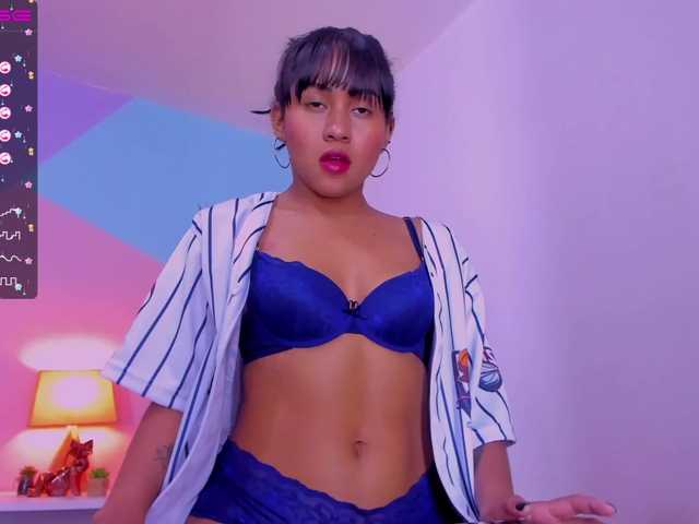 Live sex webcam photo for NAOMILUNA #272480702