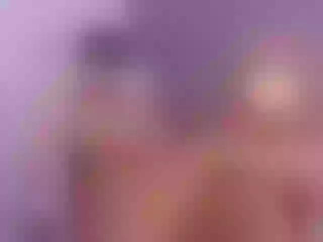 Live sex webcam photo for NAOMILUNA #273985401