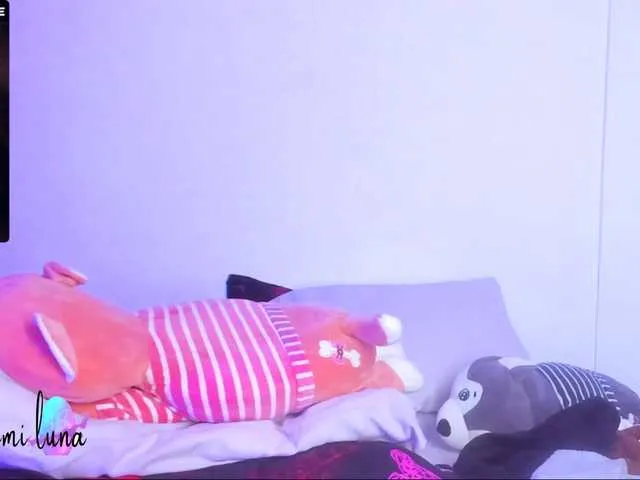 Live sex webcam photo for NAOMILUNA #275744594