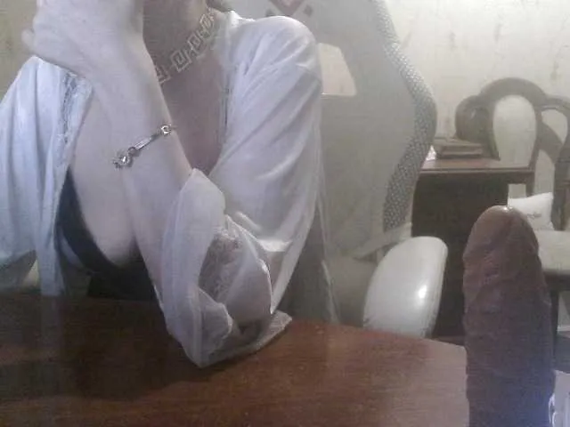 Live sex webcam photo for NATALA1986 #291030766