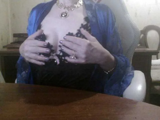 Live sex webcam photo for NATALA1986 #291085817