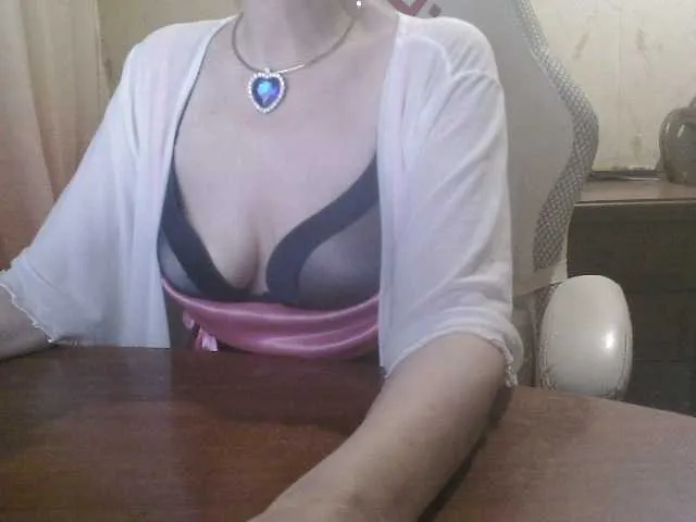 Live sex webcam photo for NATALA1986 #294290783