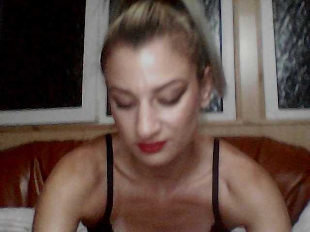 Live sex webcam photo for NATALIAH #274026055