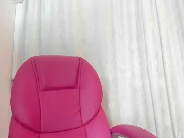 Live sex webcam photo for NATALIKIDMAN #292377500