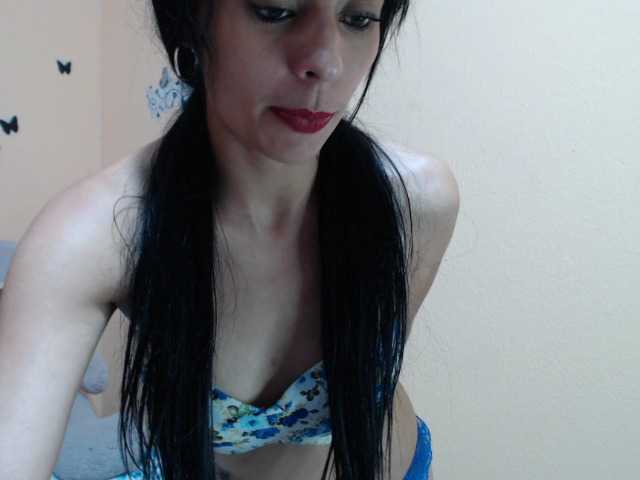 Live sex webcam photo for NATHASHAS1 #273114693