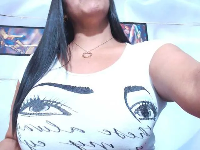 Live sex webcam photo for NATYBBW #273420608