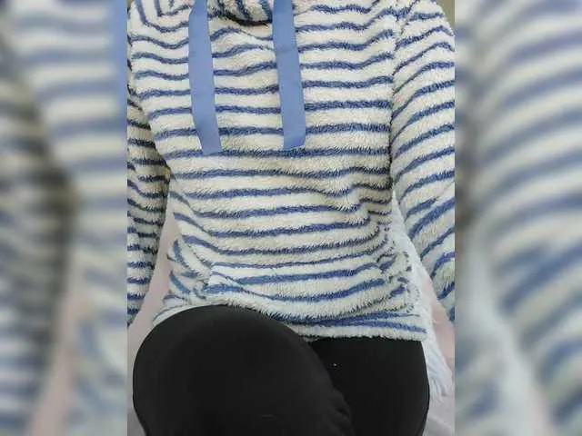 Live sex webcam photo for NERII11 #291850942