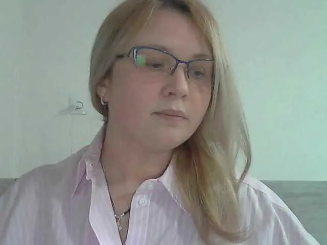 Live sex webcam photo for NERVOMOTINA #290269010