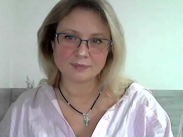 Live sex webcam photo for NERVOMOTINA #290490147