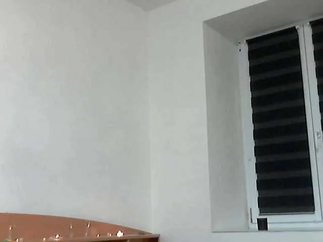 Live sex webcam photo for NERVOMOTINA #290774828