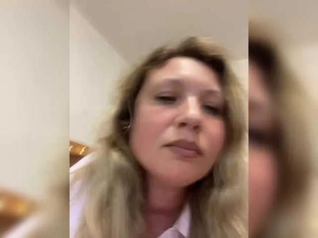 Live sex webcam photo for NERVOMOTINA #290916739