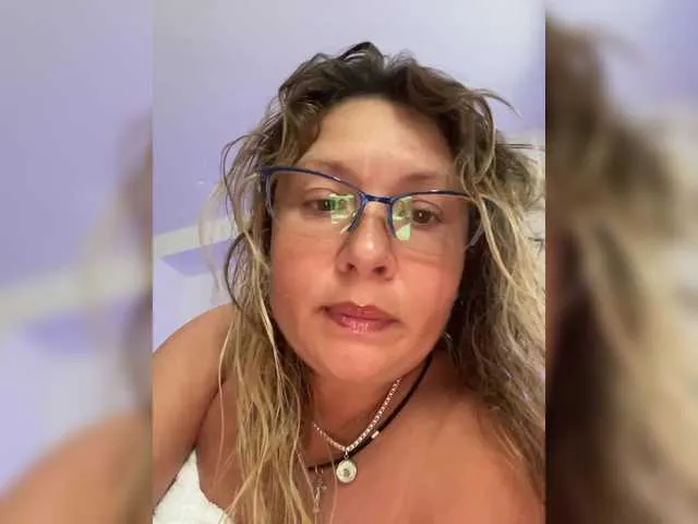 Live sex webcam photo for NERVOMOTINA #291292920