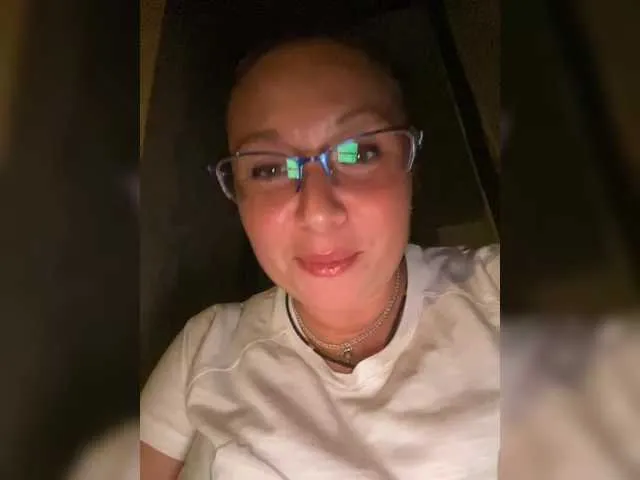 Live sex webcam photo for NERVOMOTINA #291350783