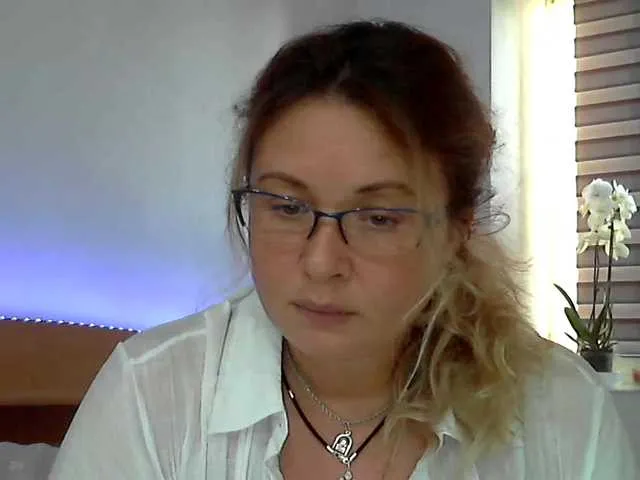 Live sex webcam photo for NERVOMOTINA #291361720