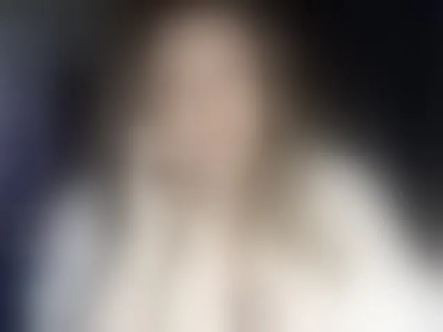 Live sex webcam photo for NERVOMOTINA #293373617