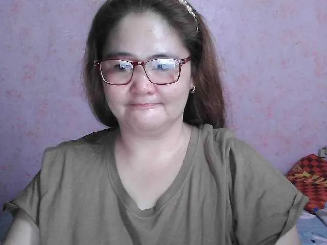 Live sex webcam photo for NICEtitspinay #275982743