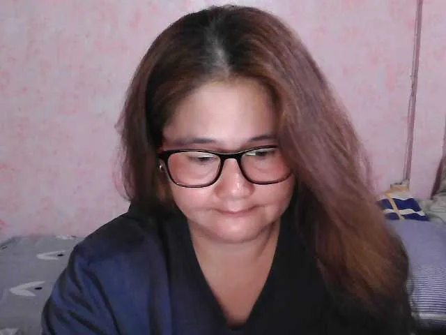 Live sex webcam photo for NICEtitspinay #276433642