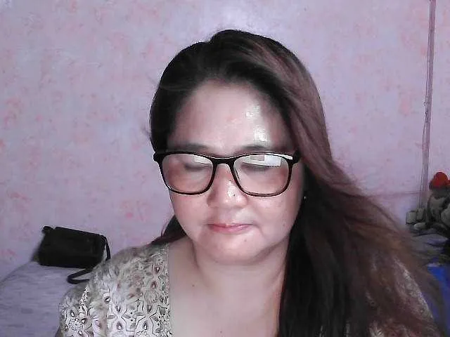 Live sex webcam photo for NICEtitspinay #277064083