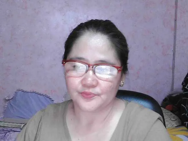 Live sex webcam photo for NICEtitspinay #291219196