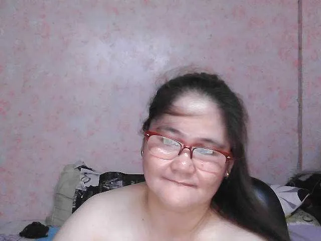 Live sex webcam photo for NICEtitspinay #291273740