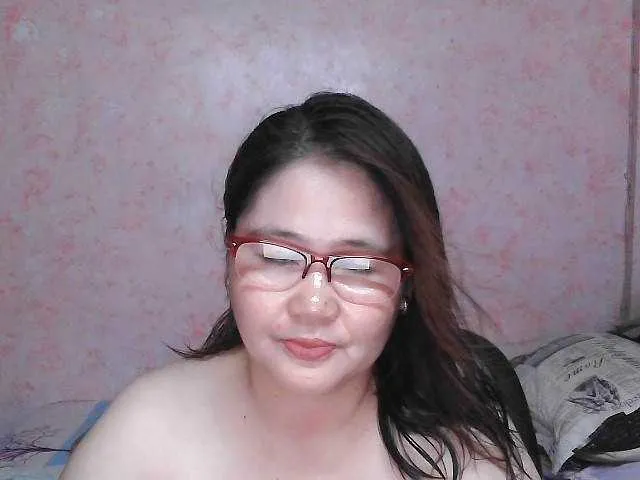 Live sex webcam photo for NICEtitspinay #291345759