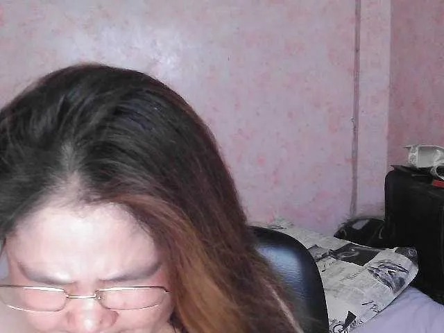 Live sex webcam photo for NICEtitspinay #291369372