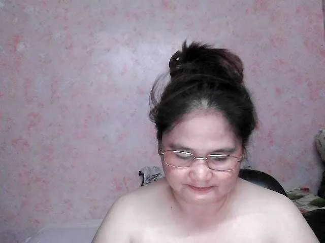 Live sex webcam photo for NICEtitspinay #291675601