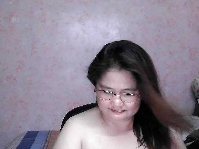 Live sex webcam photo for NICEtitspinay #291686367