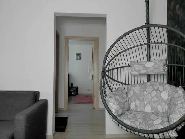 Live sex webcam photo for NNNoire #290340288