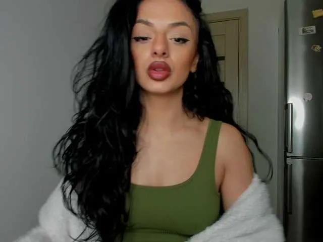Live sex webcam photo for NNNoire #290599334