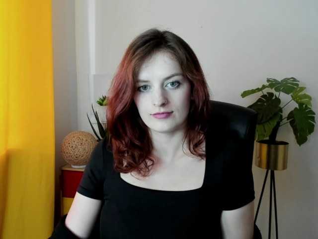 Live sex webcam photo for NadineGold #276268259